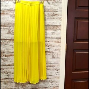 Skirt. Brand: Ann Taylor